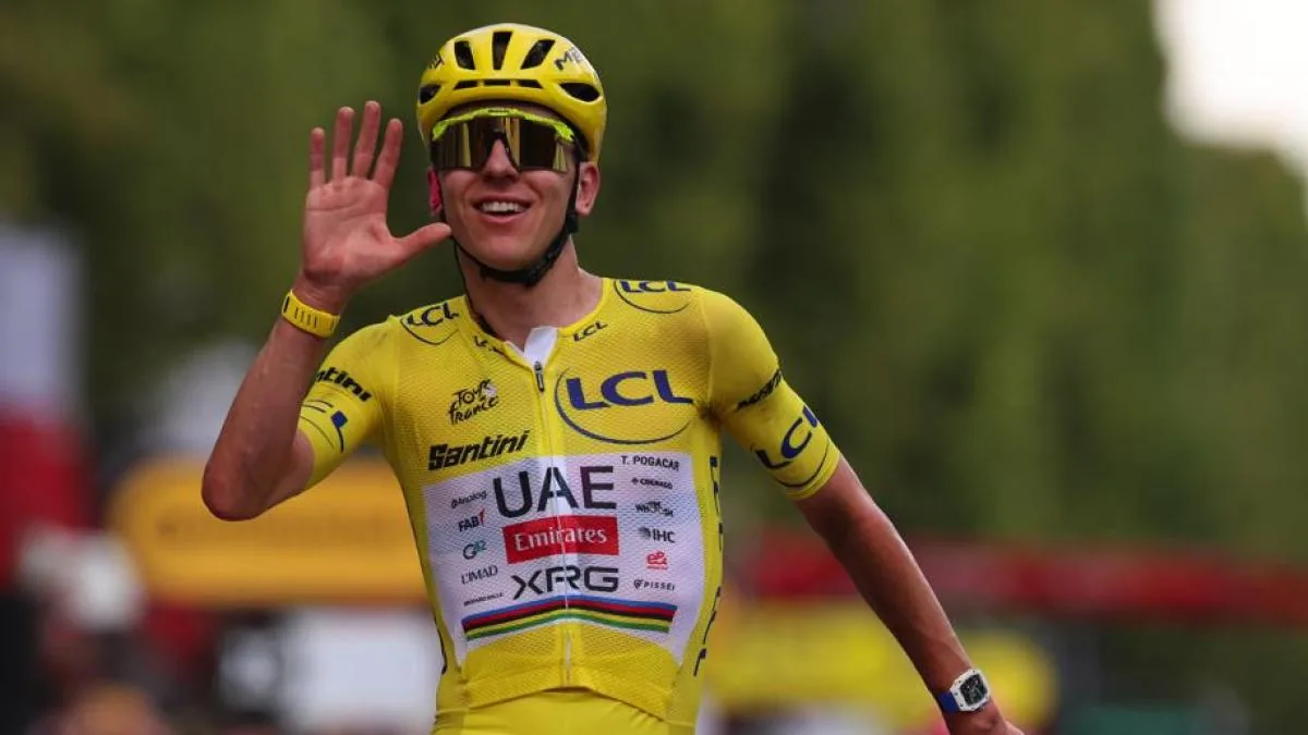 Tour de France, Parigi: a Van del Poel l'ultima tappa, Pogacar fa 5 ed è leggenda - Aggiornamento del 26 Luglio delle ore 19:58