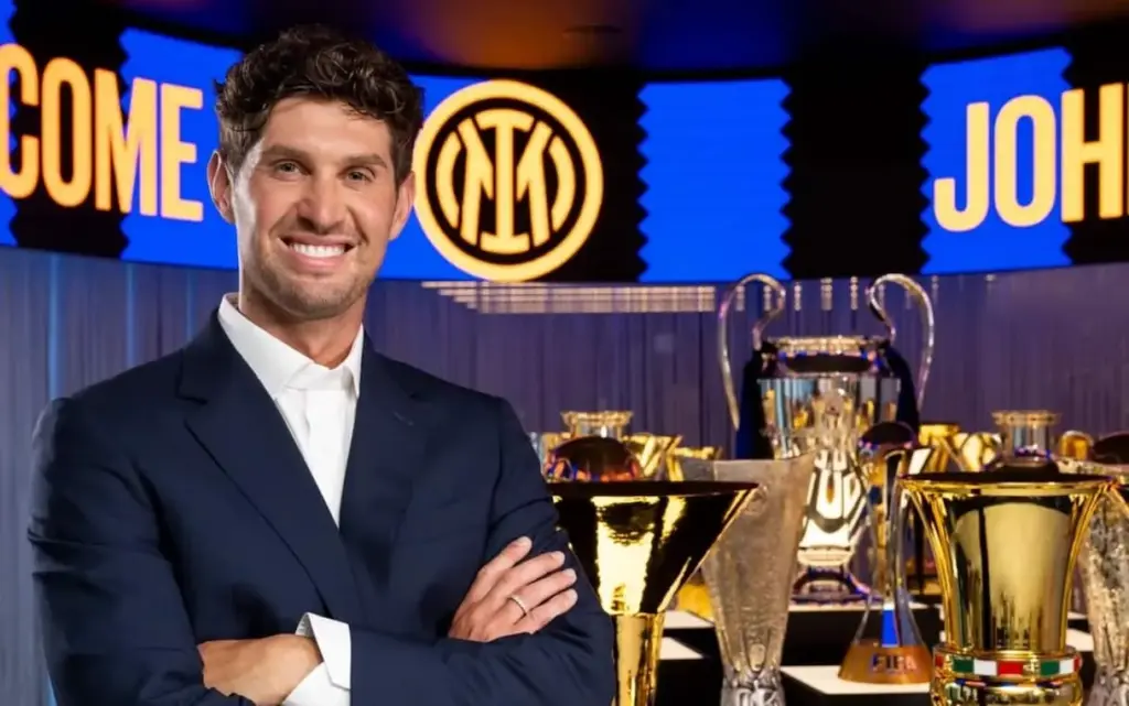 LIVE Mercato: Carnevali: "Stiamo chiudendo adesso per Kolo Muani". L'Inter ufficializza Stones
